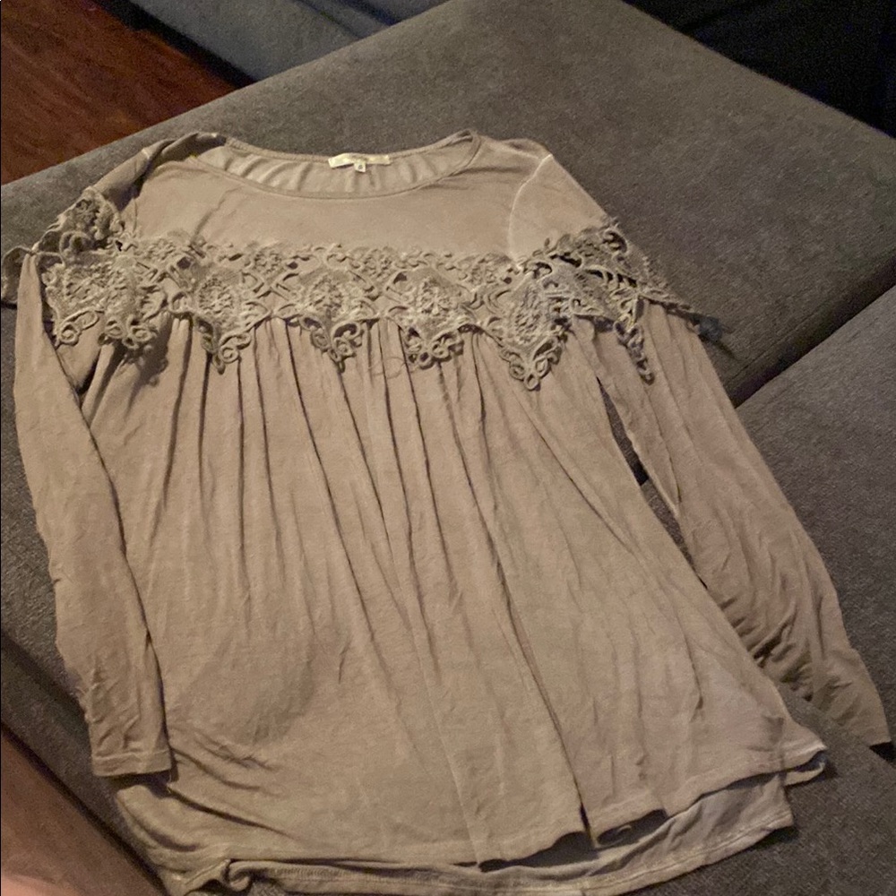 Andree Tan Ruffled Long Sleeve Blouse
